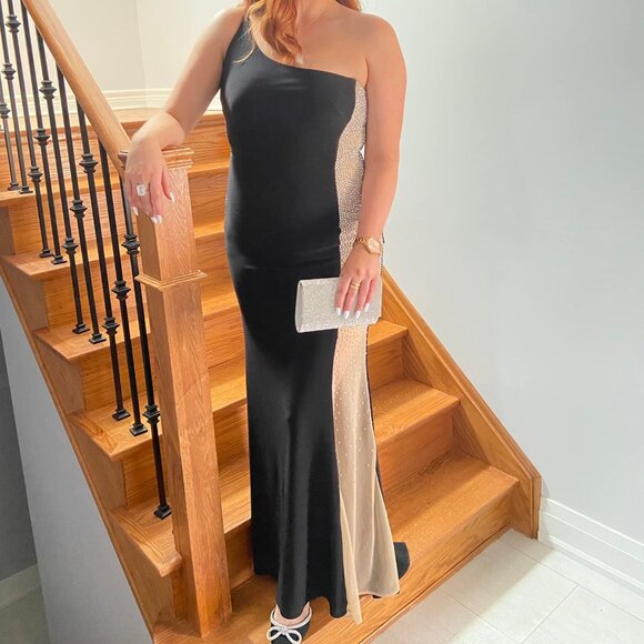 Nordstrom Colorblock One-Shoulder Gown - Picture 2 of 2